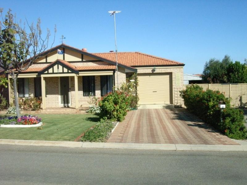 21 Bungaru Road, Port Denison WA 6525