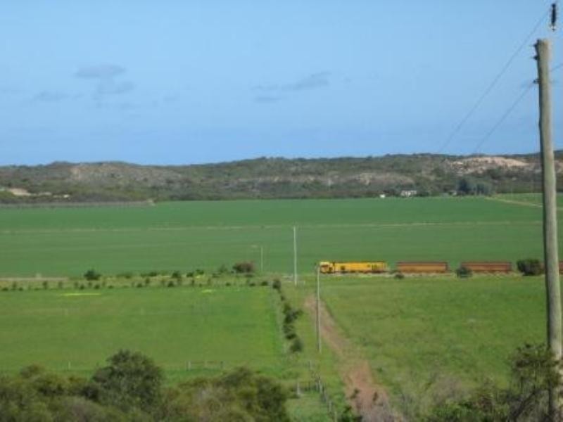 2297 Henry Road – Greenough, Dongara WA 6525