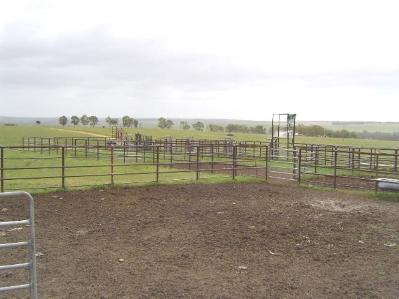 1 Milo Road, Irwin WA 6525