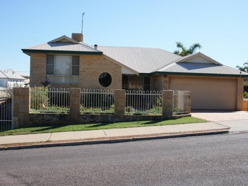 42 Ocean Drive, Port Denison WA 6525