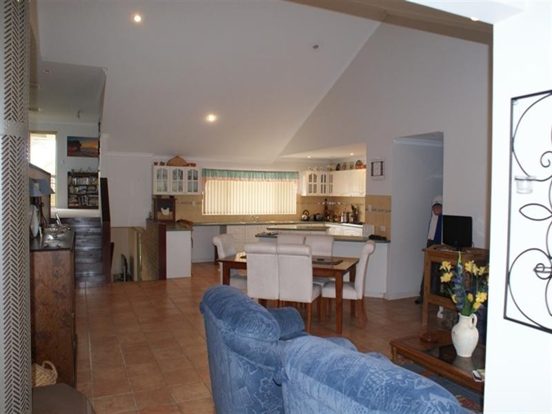 42 Ocean Drive, Port Denison WA 6525