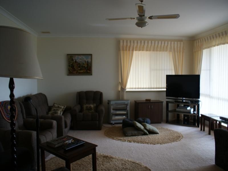 3 Whelan Street, Port Denison WA 6525