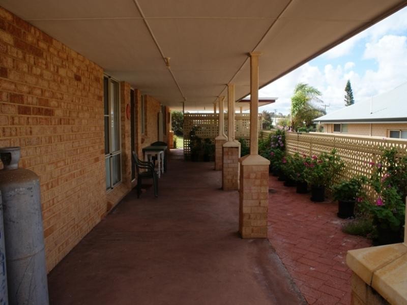 3 Whelan Street, Port Denison WA 6525