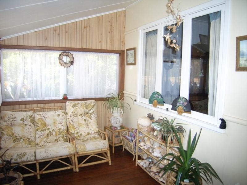 4 Christie Street, Three Springs WA 6519