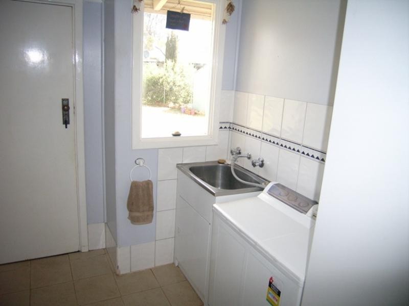 4 Christie Street, Three Springs WA 6519