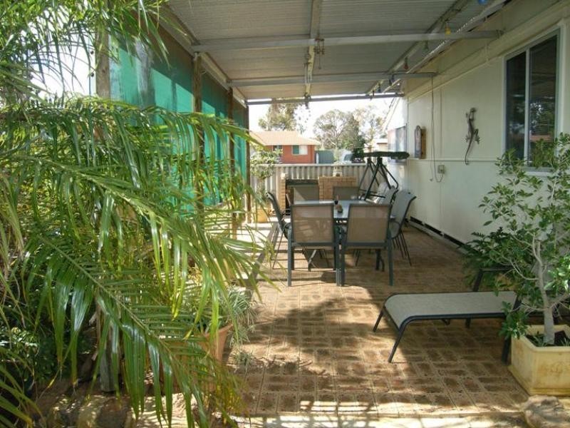 4 Christie Street, Three Springs WA 6519