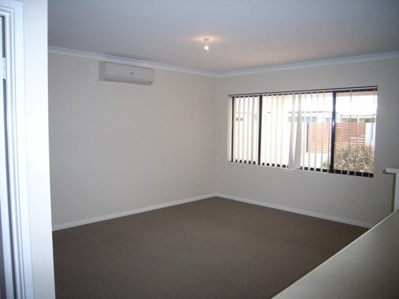 61 Damia Circle, Port Denison WA 6525