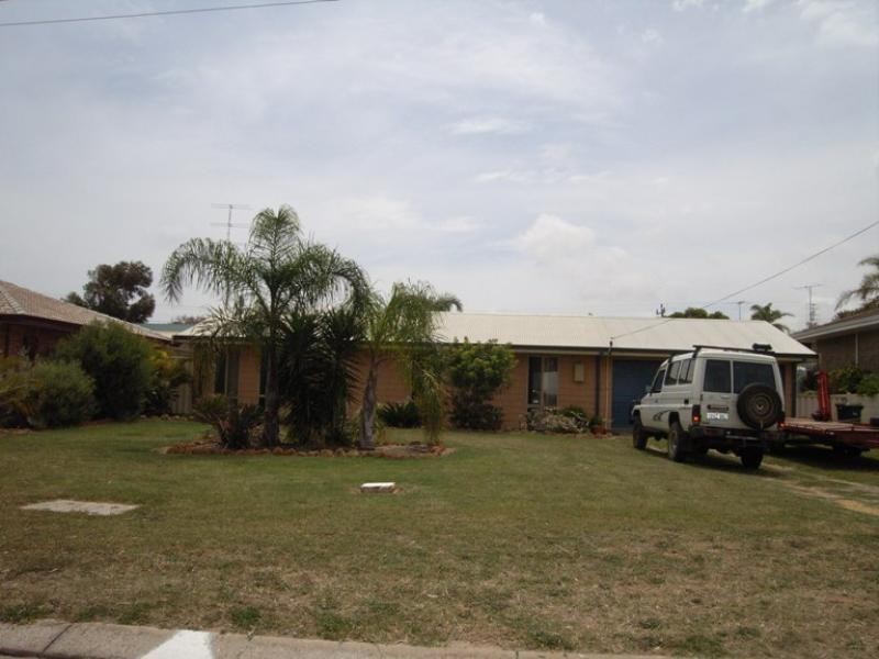 6 Canny Place, Port Denison WA 6525