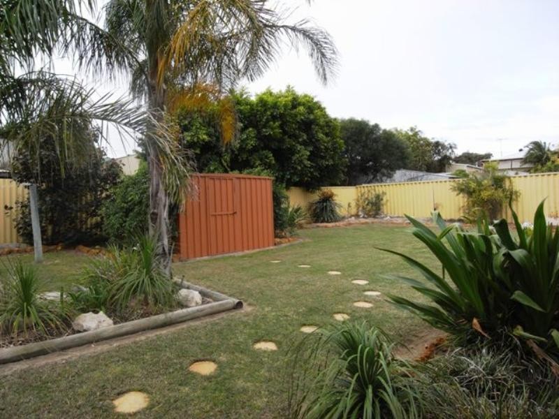 6 Canny Place, Port Denison WA 6525