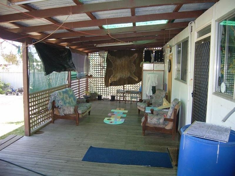 5 Flanagan Way, Dongara WA 6525