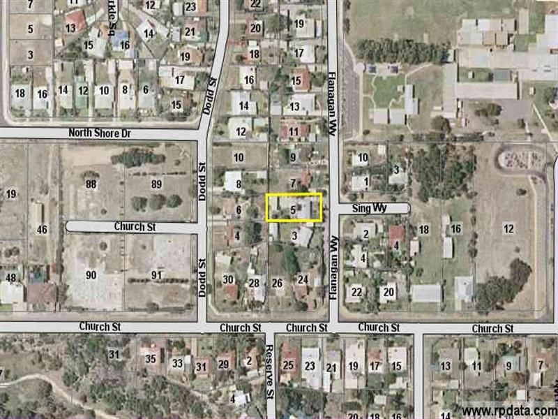 5 Flanagan Way, Dongara WA 6525