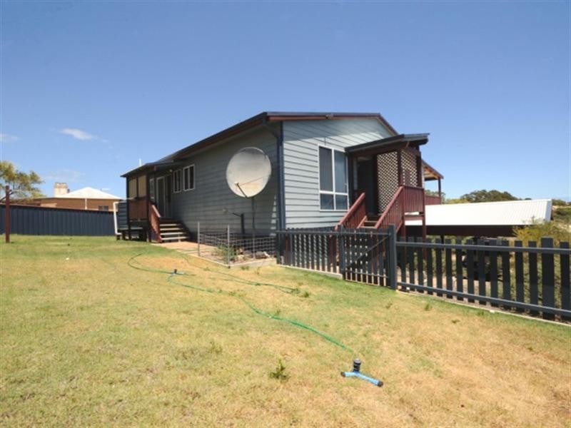 1 McNaboe Court, Port Denison WA 6525