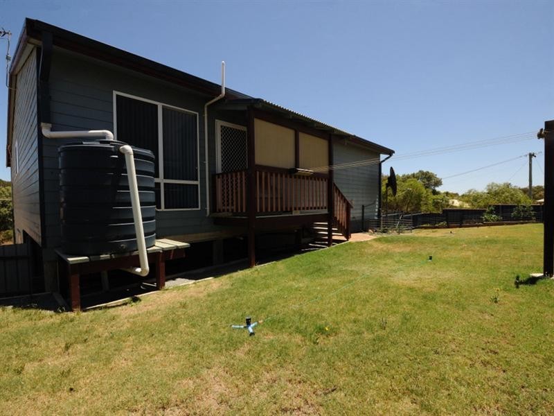1 McNaboe Court, Port Denison WA 6525