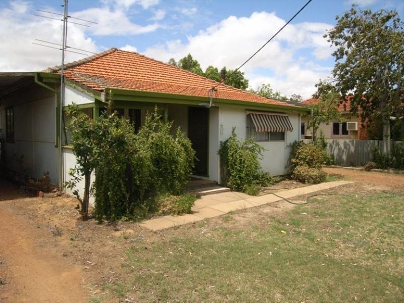 21 Williamson Street, Three Springs WA 6519