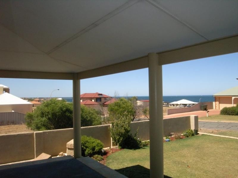 31 Turton Heights, Dongara WA 6525