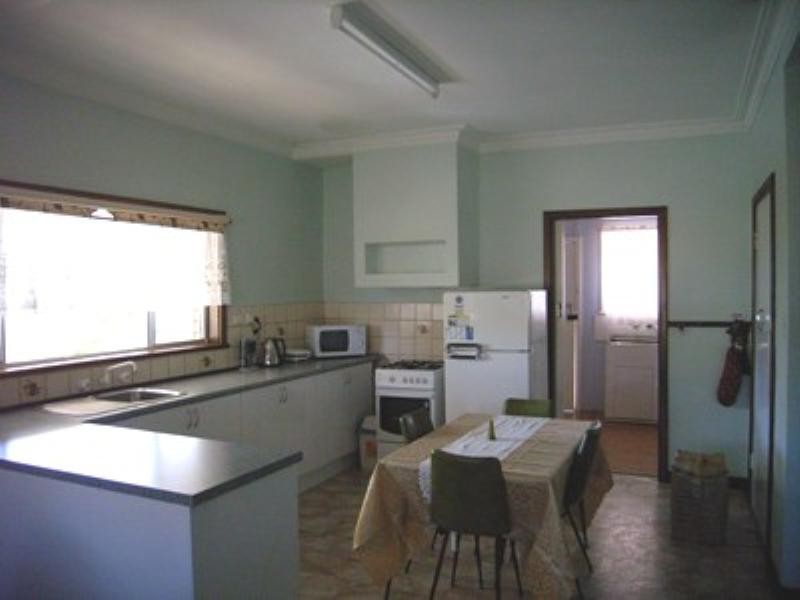 5 Carter Street, Three Springs WA 6519