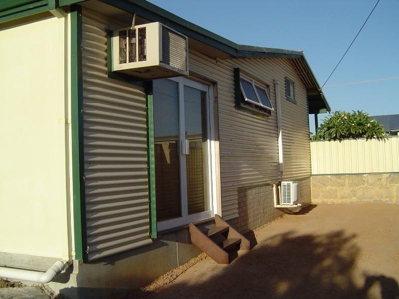 6 Reeve Terrace, Port Denison WA 6525