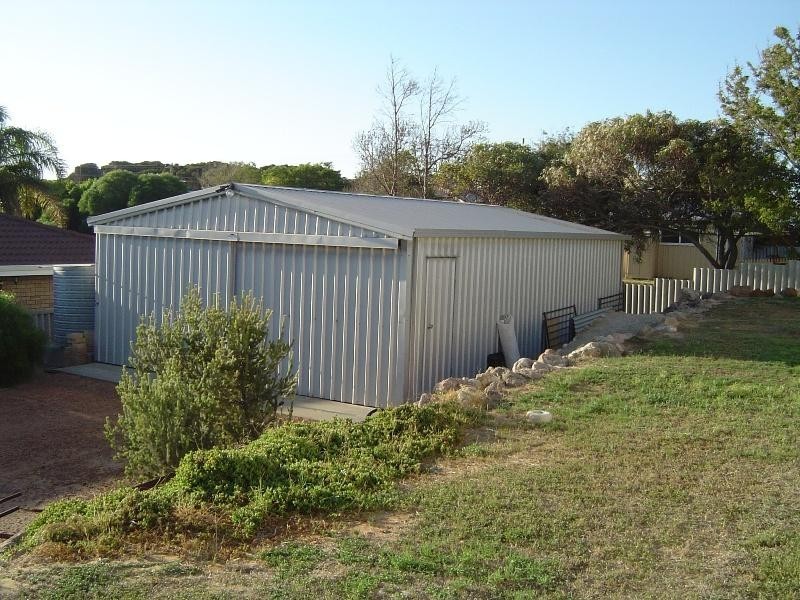 6 Reeve Terrace, Port Denison WA 6525