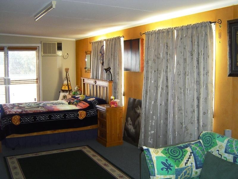 6 Reeve Terrace, Port Denison WA 6525