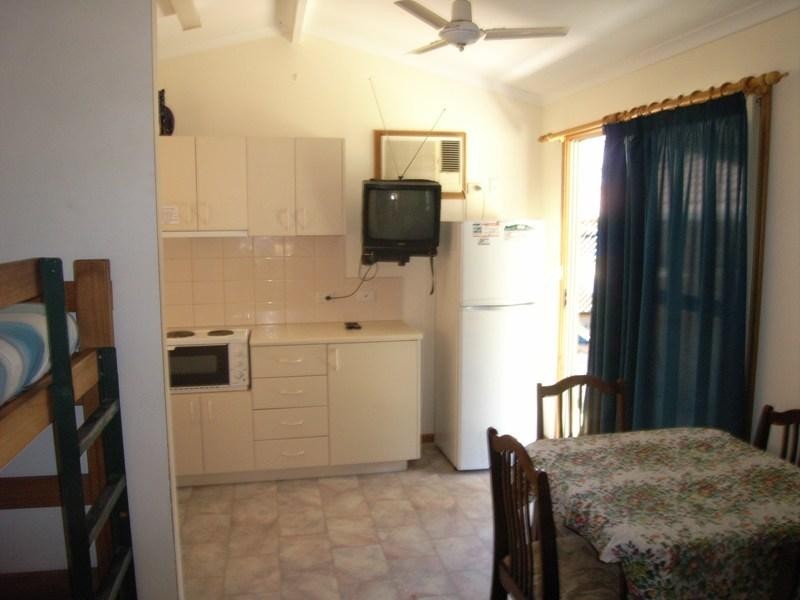 Unit 21 123 Point Leander Drive, Port Denison WA 6525