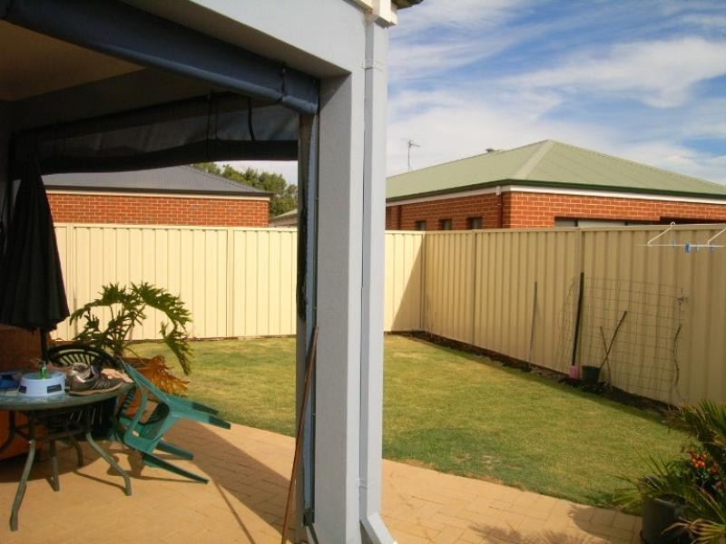 16 Damia Circle, Port Denison WA 6525