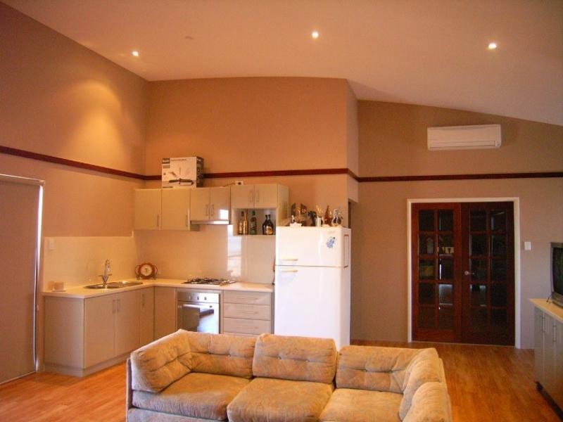 2 Emily Way, Dongara WA 6525