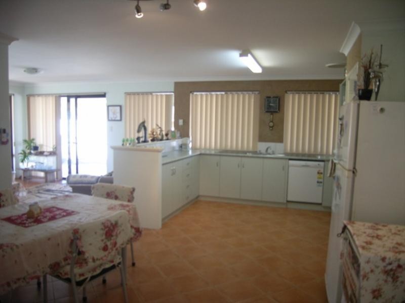 16 Peterwangey Place, Port Denison WA 6525