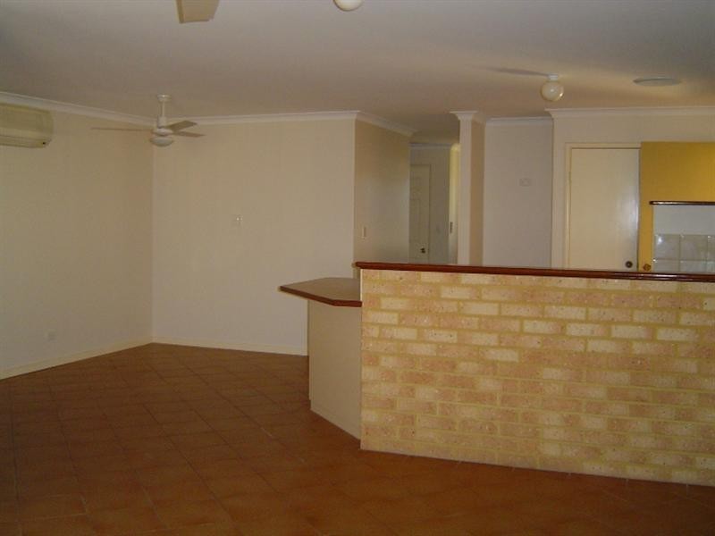 5 Mitchell Heights, Dongara WA 6525