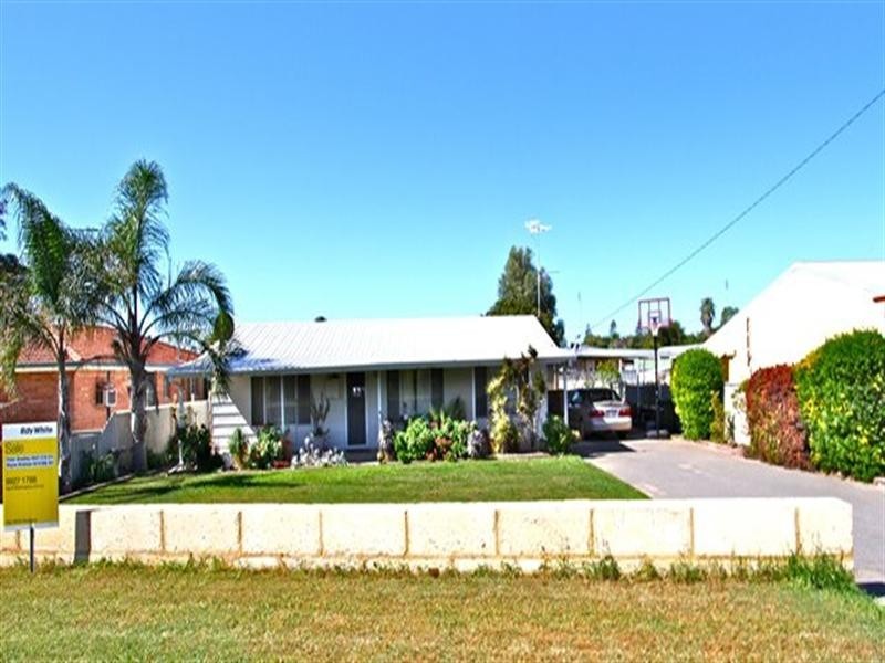 16 Dodd Street, Dongara WA 6525