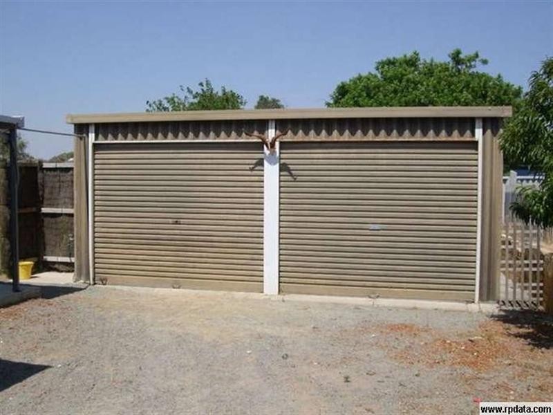 16 Dodd Street, Dongara WA 6525