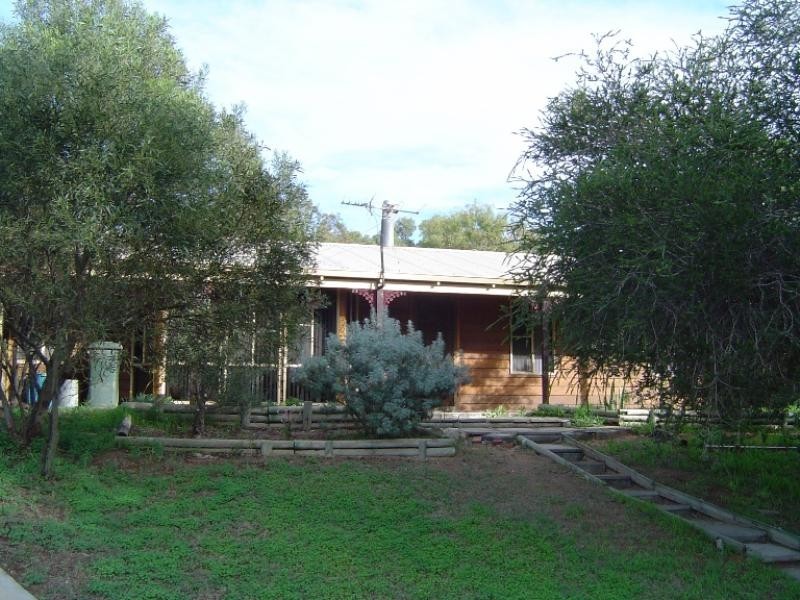 251 Point Leander Drive, Port Denison WA 6525