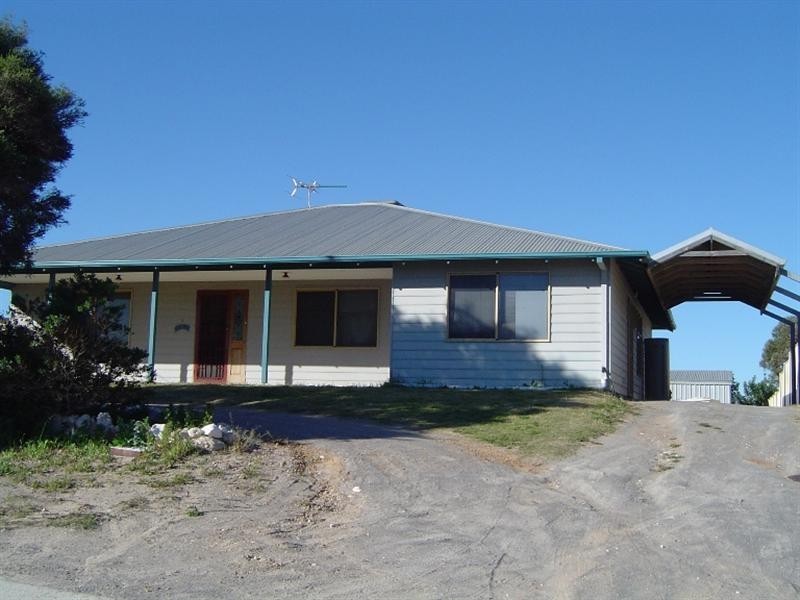 3 Reeve Terrace, Port Denison WA 6525