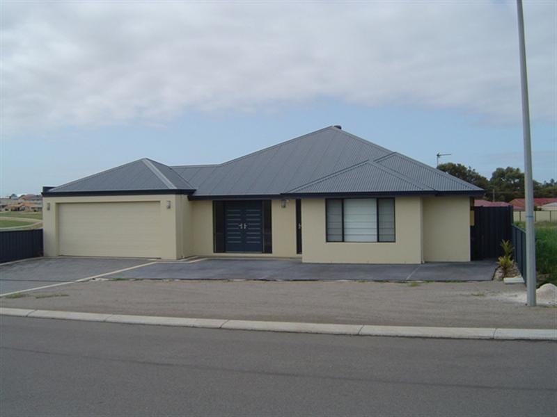 1 Gem Way, Dongara WA 6525