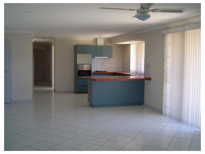 12 Peterwangy Place, Port Denison WA 6525