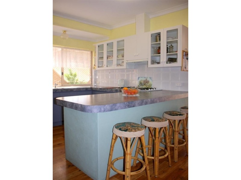 92 Tulloch Drive, Dongara WA 6525