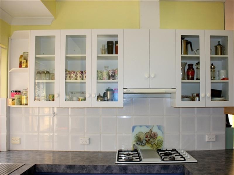 92 Tulloch Drive, Dongara WA 6525