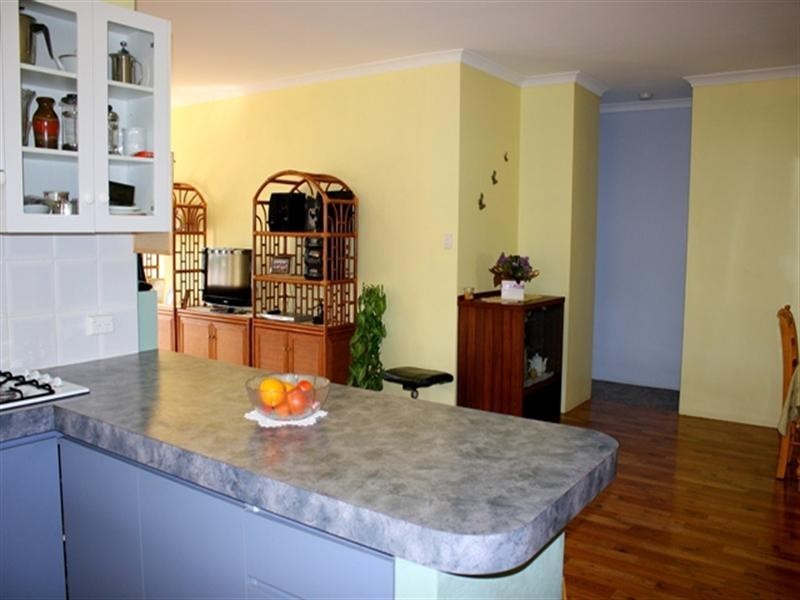 92 Tulloch Drive, Dongara WA 6525