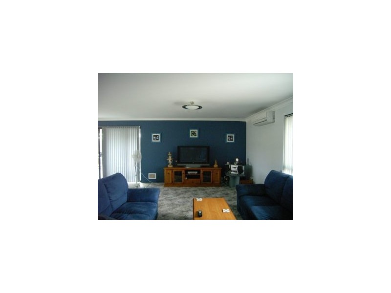 18 Delmage Street, Dongara WA 6525