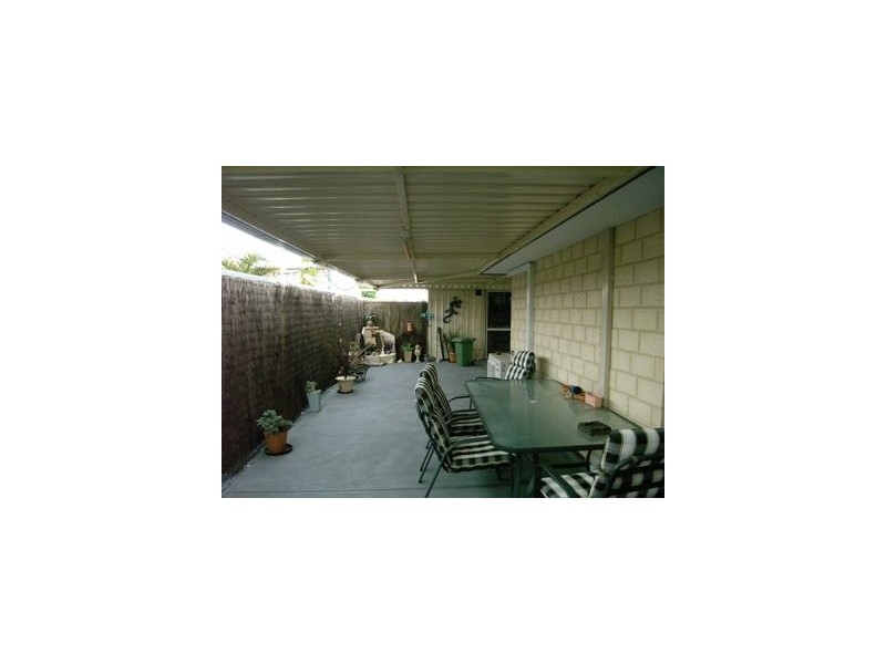 18 Delmage Street, Dongara WA 6525