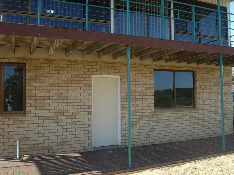 35 CHURCH, Dongara WA 6525