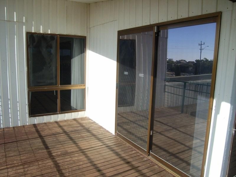 35 CHURCH, Dongara WA 6525