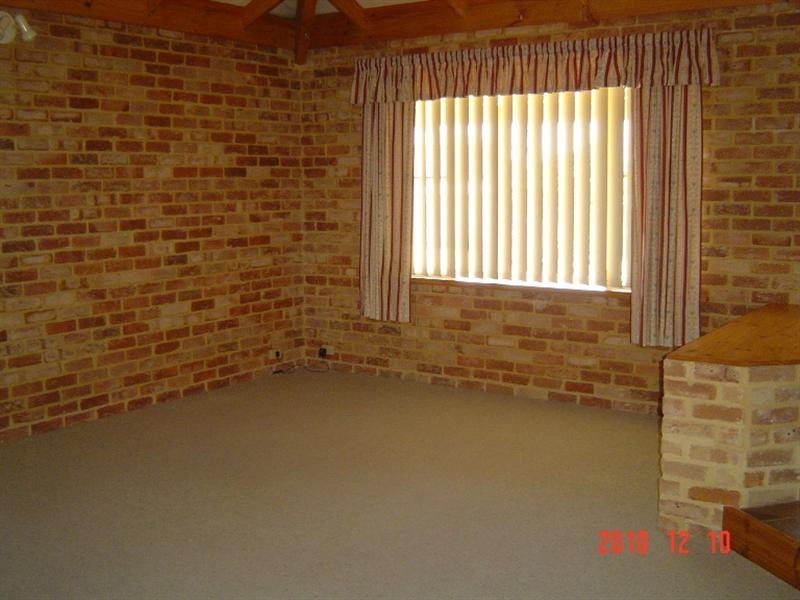 15 Whelan Street, Port Denison WA 6525