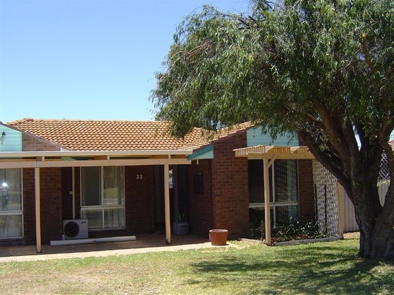 22 Dodd Street, Dongara WA 6525