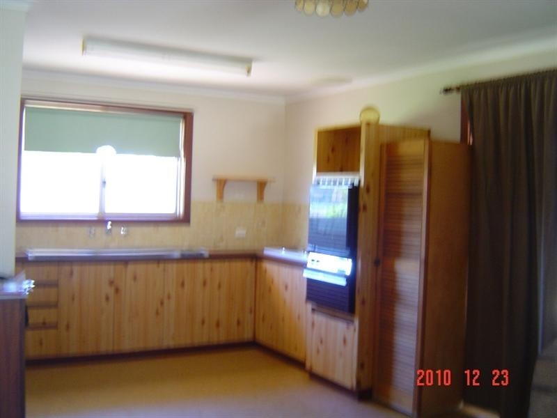 22 Dodd Street, Dongara WA 6525