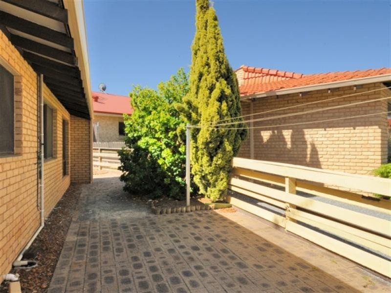 12/17 Reeve Terrace, Port Denison WA 6525