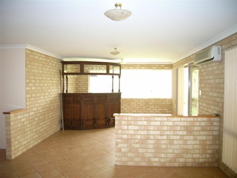 18 Sloper Vale, Dongara WA 6525