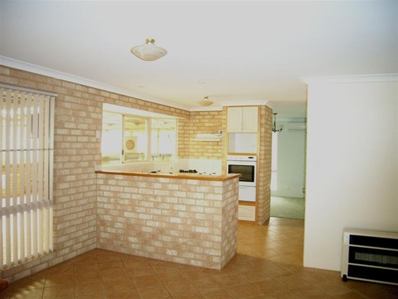 18 Sloper Vale, Dongara WA 6525