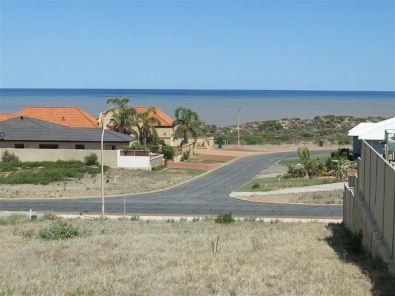 16 Turton Heights, Dongara WA 6525