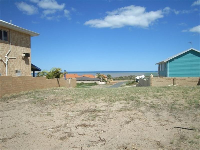 16 Turton Heights, Dongara WA 6525