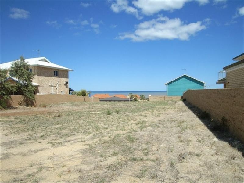 16 Turton Heights, Dongara WA 6525